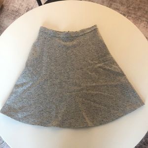 Like new! Theory grey wool skirt (Size 6). Worn only a few times!